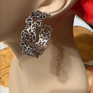 Silver Filigree Hoop Earrings